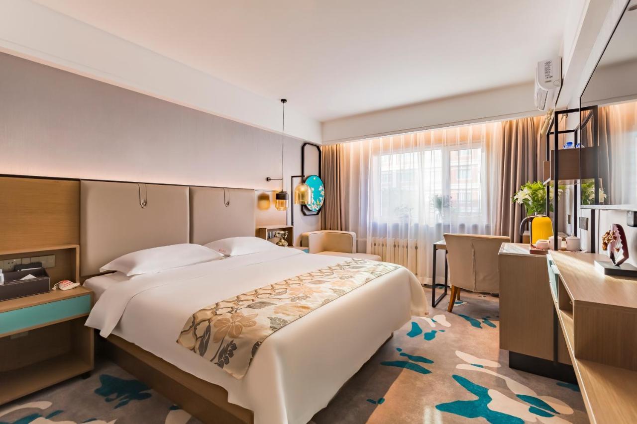 Joy & Suites Hotel