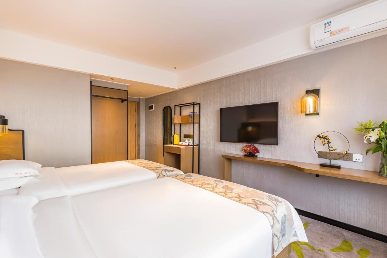 Hotel Joy & Suites